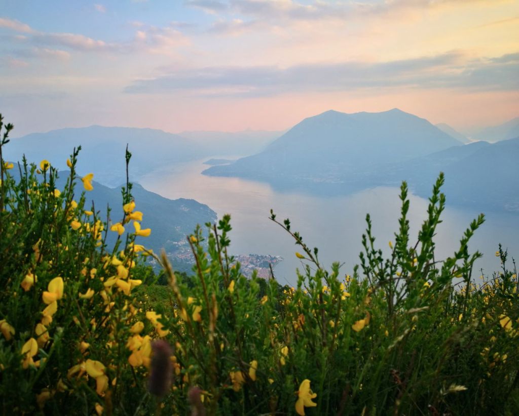 Il tramonto all'Alpe Camaggiore