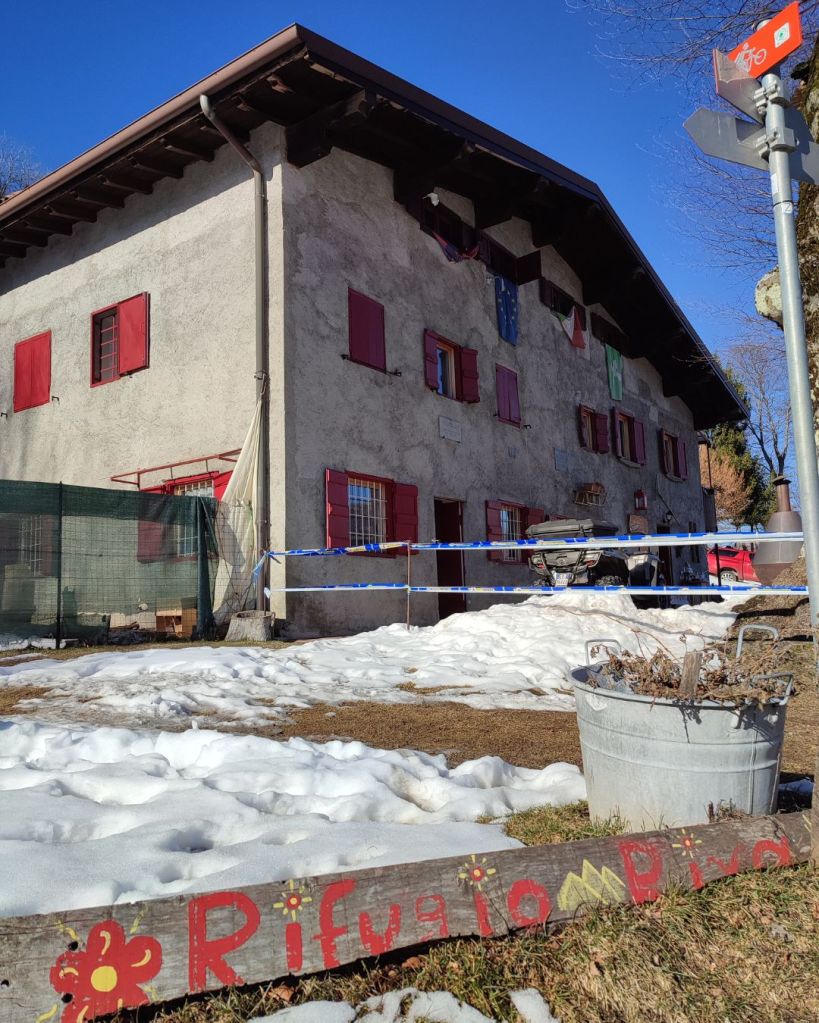 Rifugio Riva dai Piani di Nava