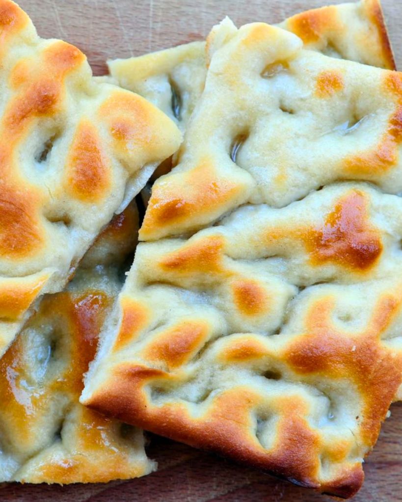 Focaccia Ligure - cosa mangiare in Liguria 