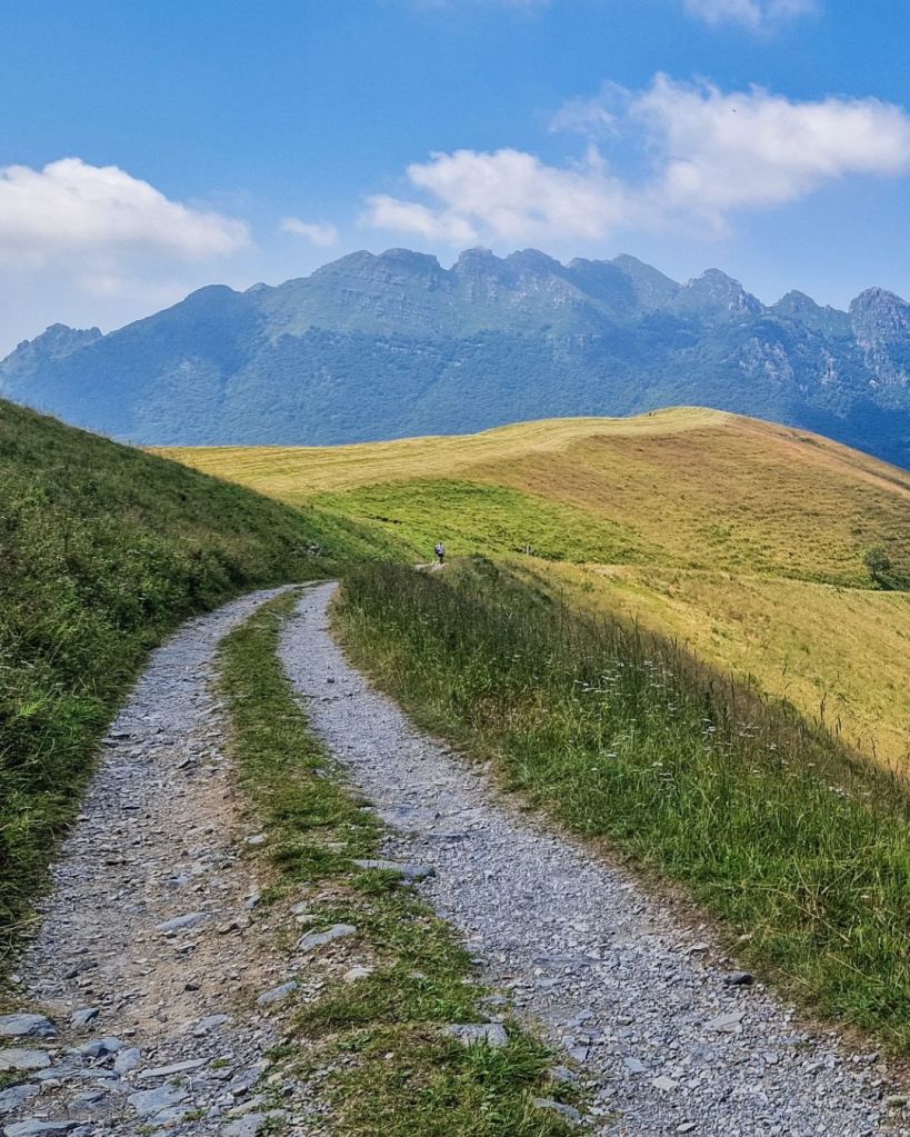 Il sentiero da Morterone alla Costa del Palio - Valsassina