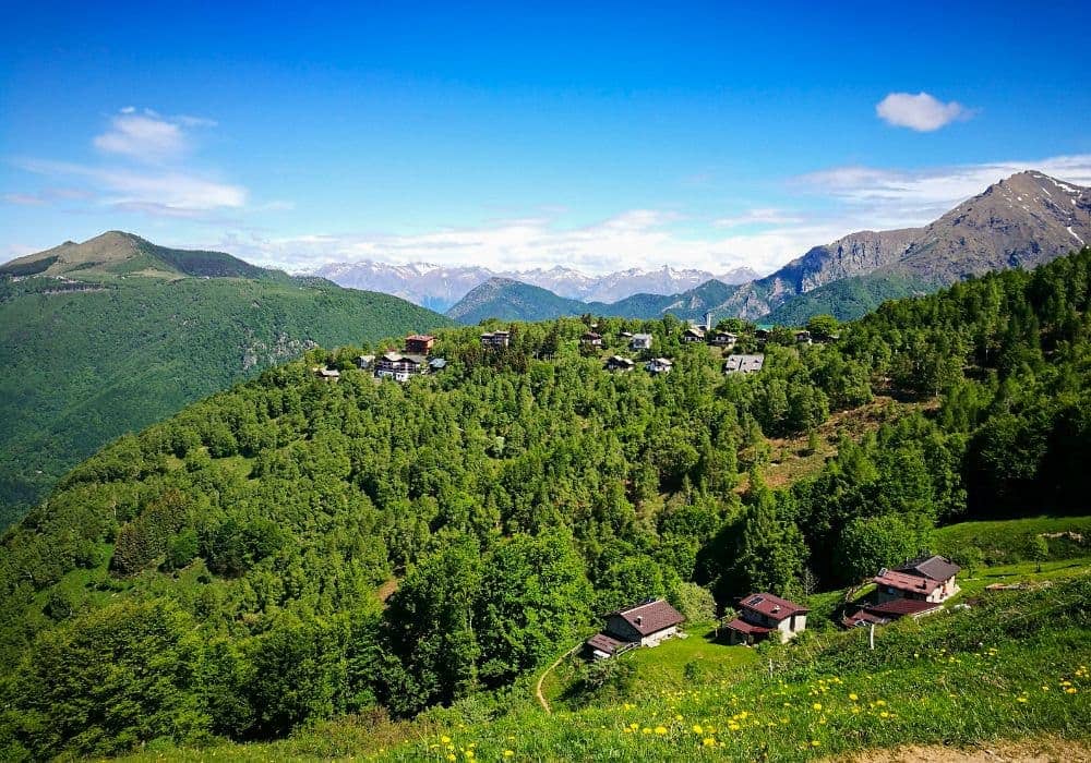 Trekking al Rifugio Ombrega in Valsassina, Lecco