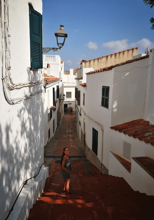 Es Mercadal, città di Minorca, Isole Baleari, Spagna.