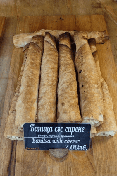 cosa mangiare in Bulgaria - sfoglia con formaggio tipico