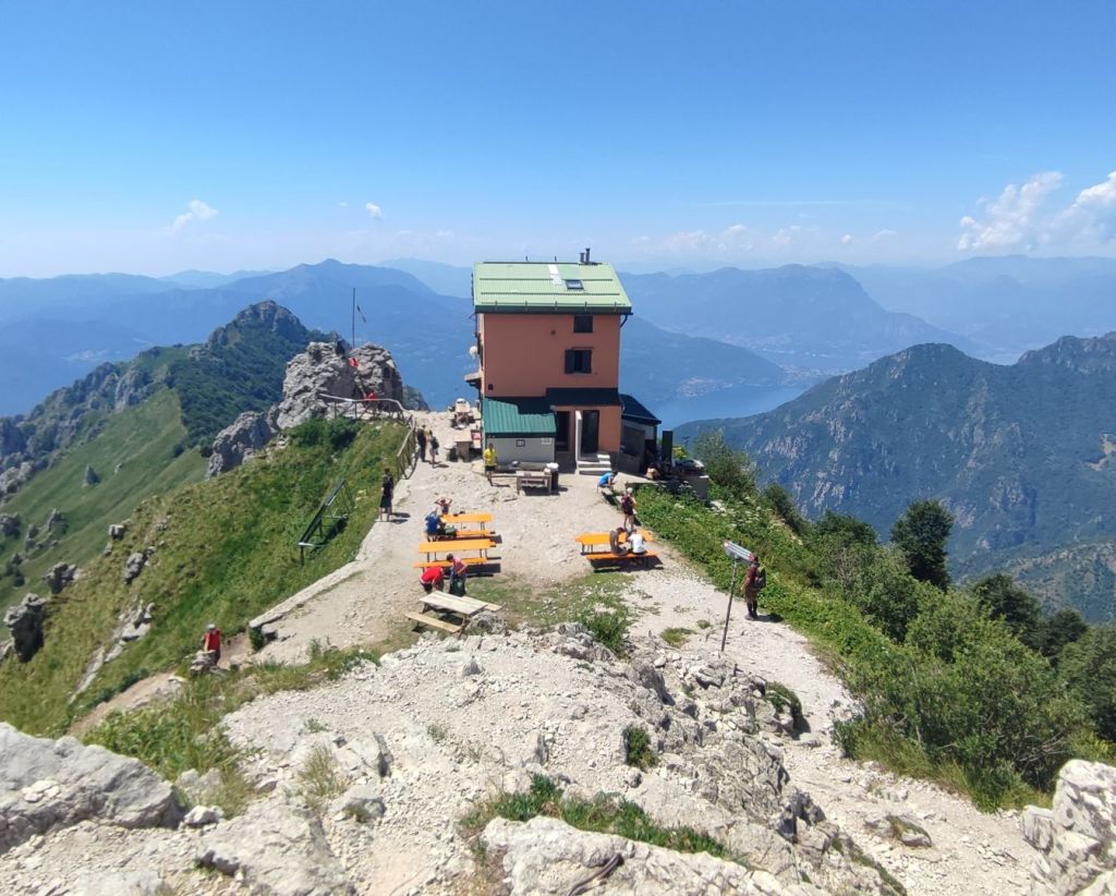Rifugio Rosalba da Pian dei Resinelli