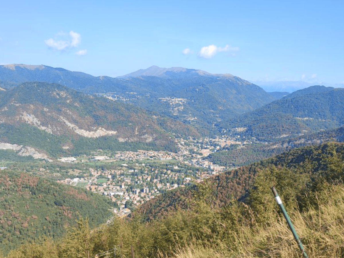 Monte Rai e Monte Cornizzolo: trekking Como
