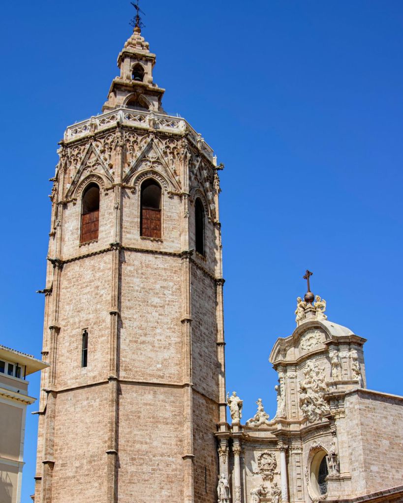 Plaza de la Virgen e la Cattedrale di Valencia - cosa vedere a Valencia