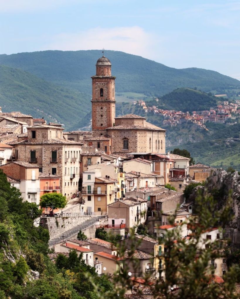 Abruzzo e Marche alternative poco affollate e convenienti