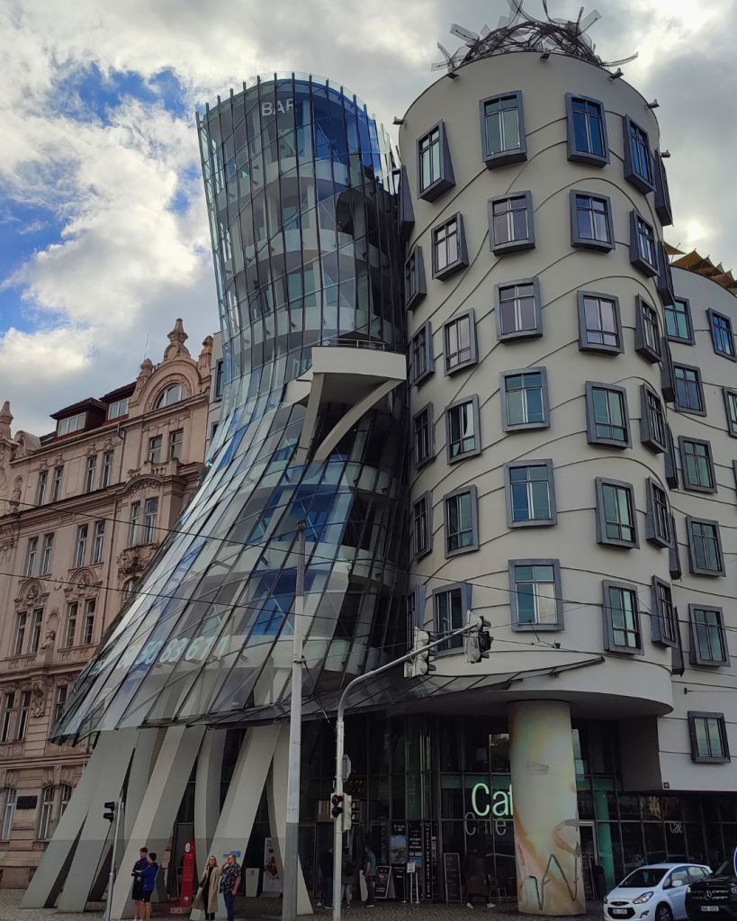 Casa Danzante (Tančící dům) - Praga