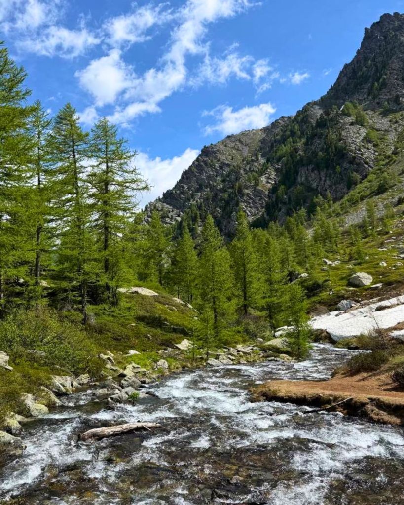 Come raggiungere il Lago d'Arpy in Valle d'Aosta